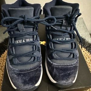 Jordan 12 Retro (PS) Midnight Navy Velvet